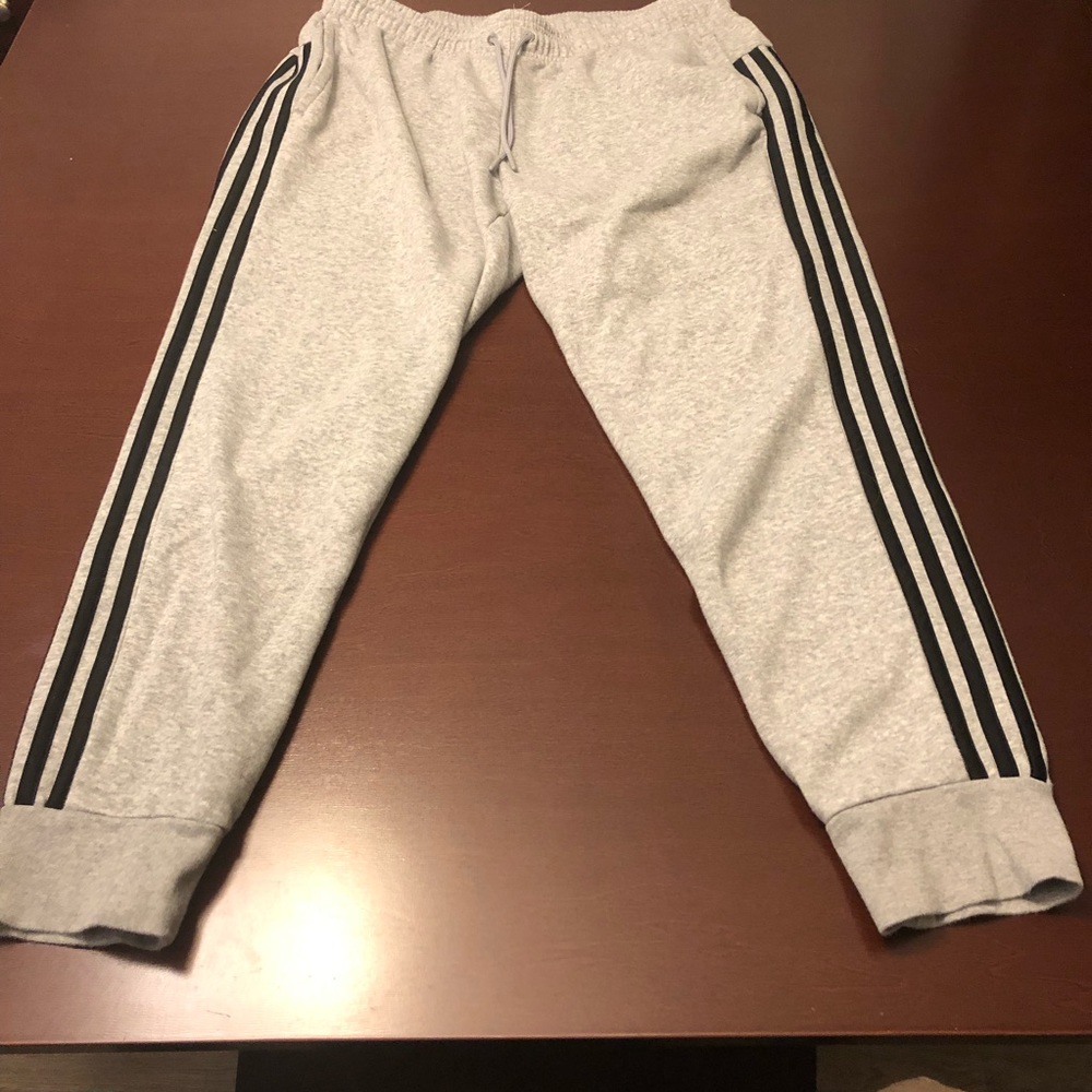 Adidas fleece 3 stripe jogger pants